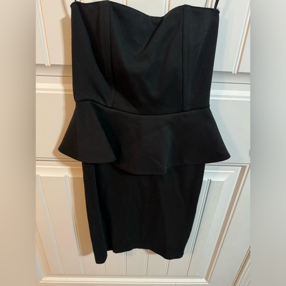 Alice + Olivia Black “Employed” Strapless Peplum Dress - Picture 2 of 7